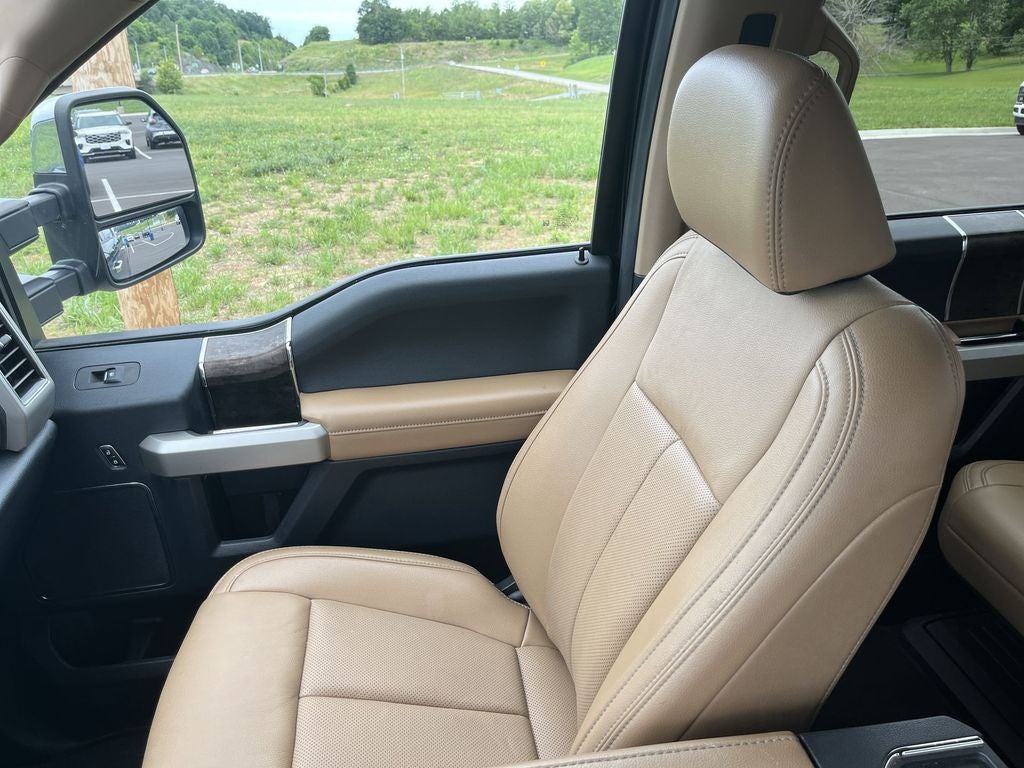 2022 Ford F-250SD Lariat