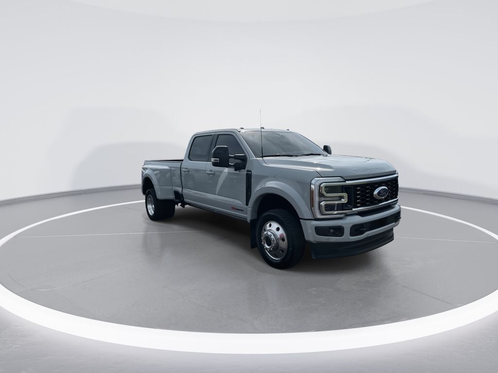 2025 Ford F-450SD Platinum DRW