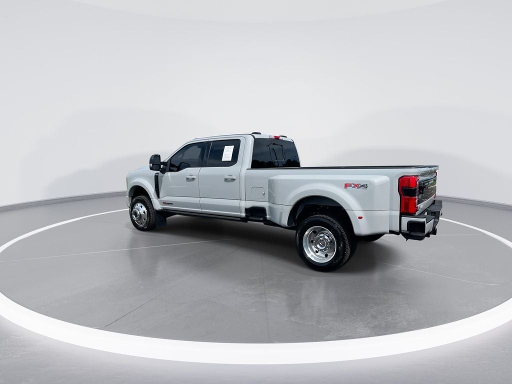 2025 Ford F-450SD Platinum DRW