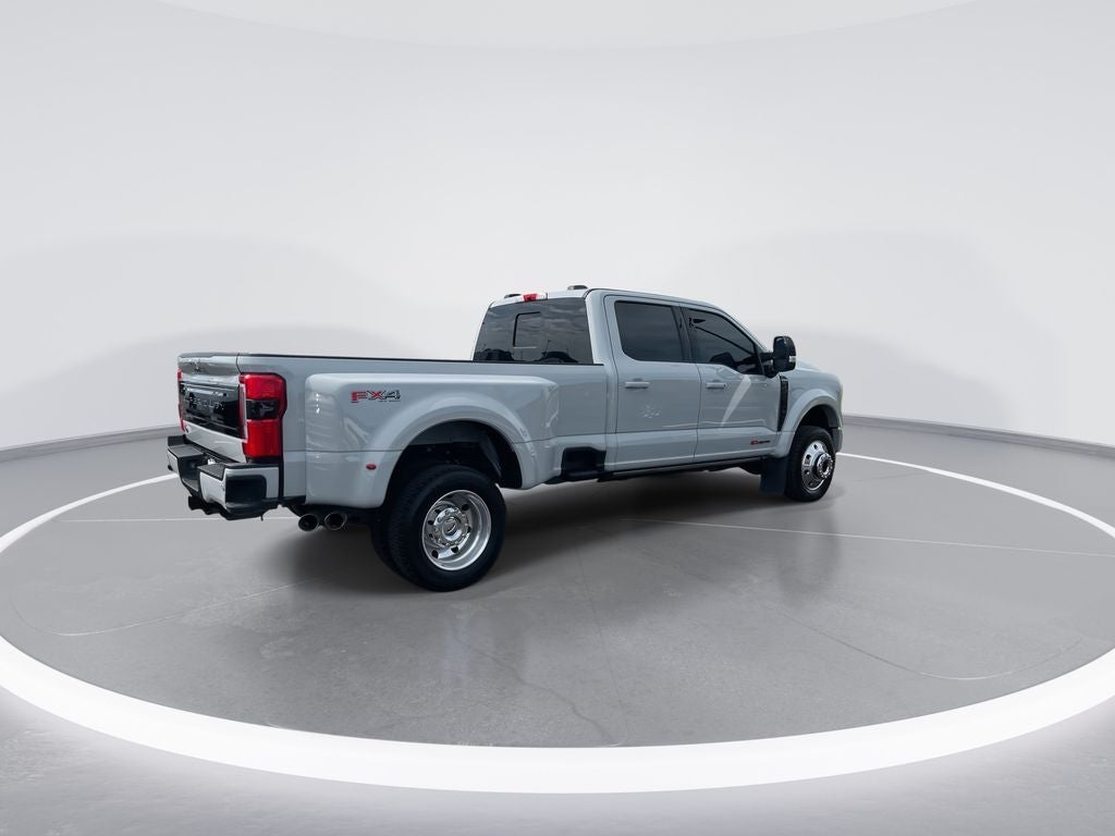 2025 Ford F-450SD Platinum DRW