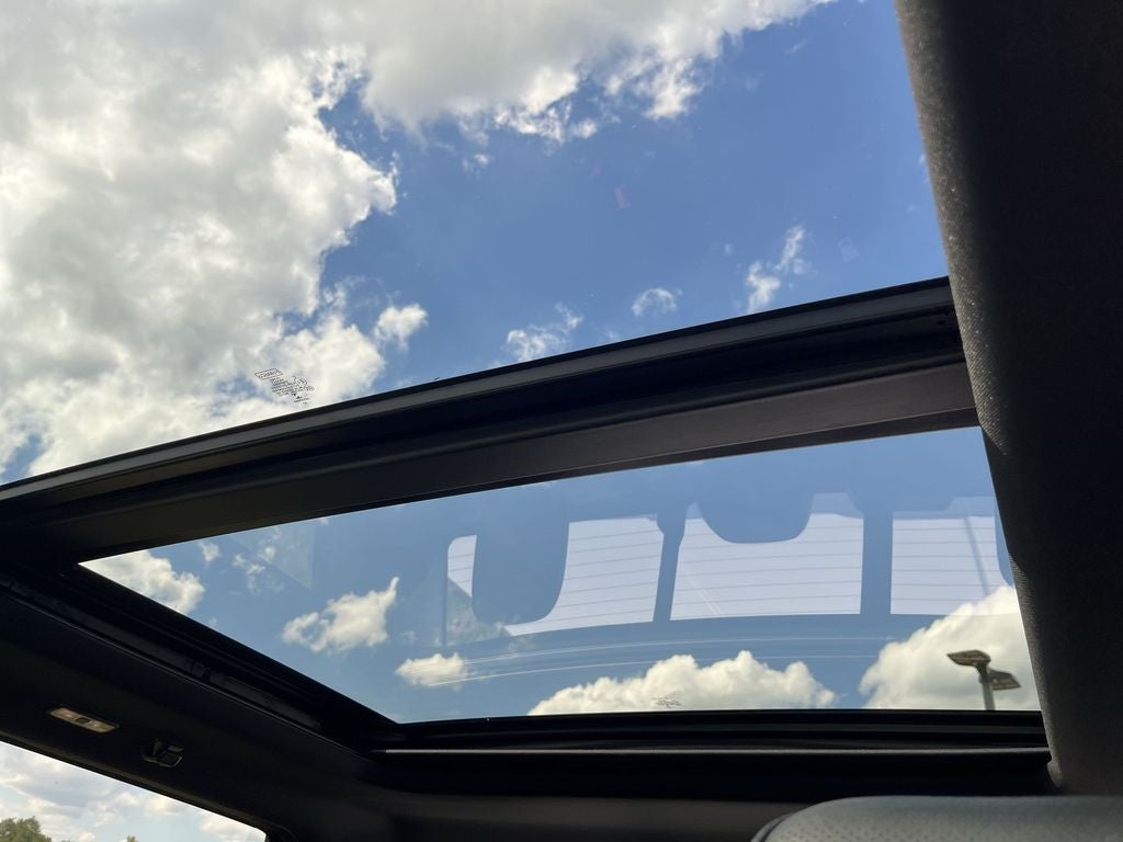 2023 Ford F-150 Lariat *black ops*