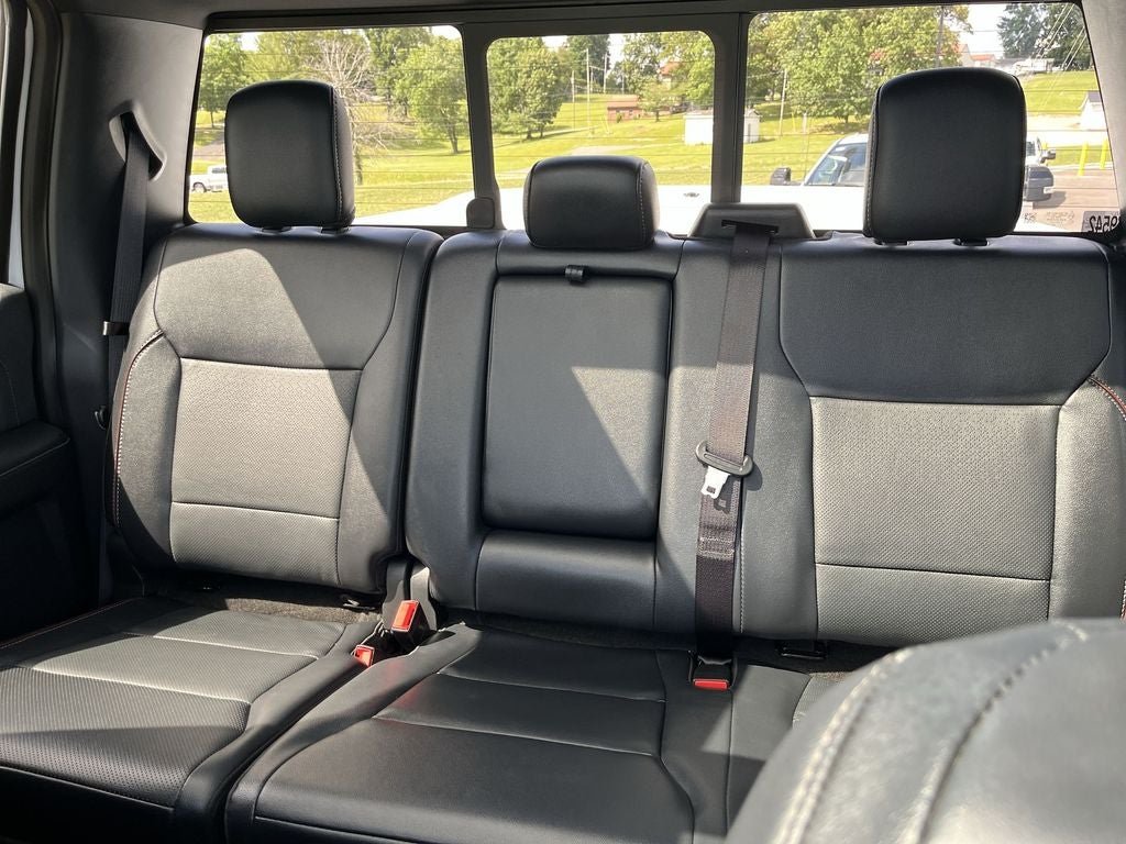 2023 Ford F-150 Lariat *black ops*