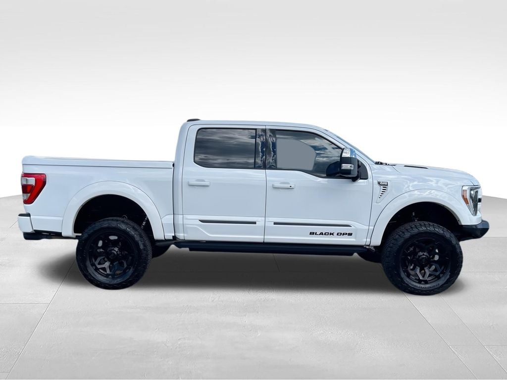 2023 Ford F-150 Lariat *black ops*