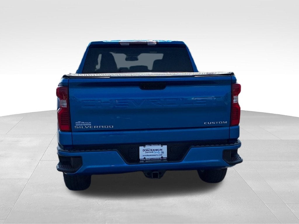 2022 Chevrolet Silverado 1500 Custom