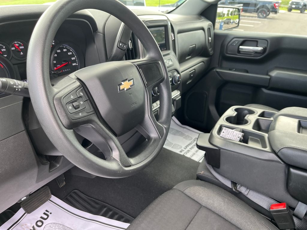 2024 Chevrolet Silverado 1500 Custom