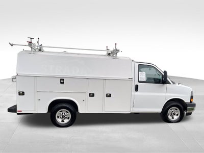 2023 GMC Savana 3500 Work Van