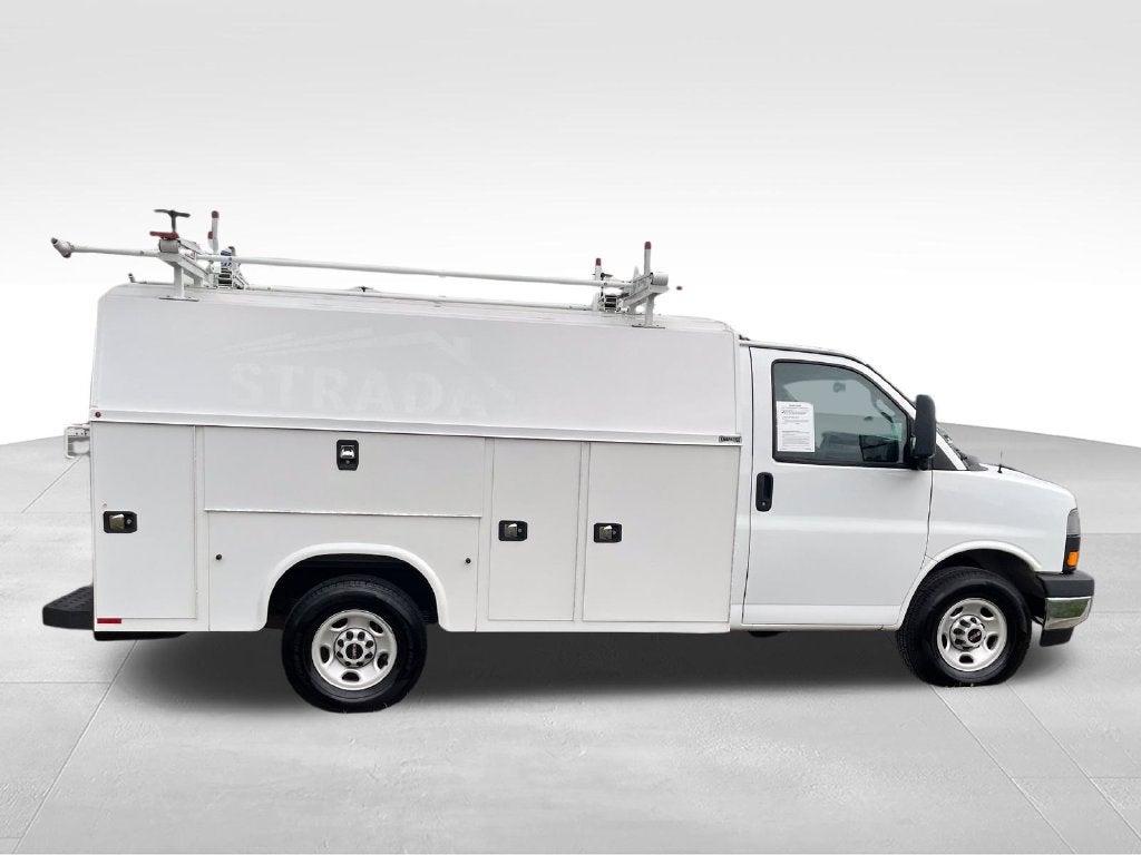 2023 GMC Savana 3500 Work Van