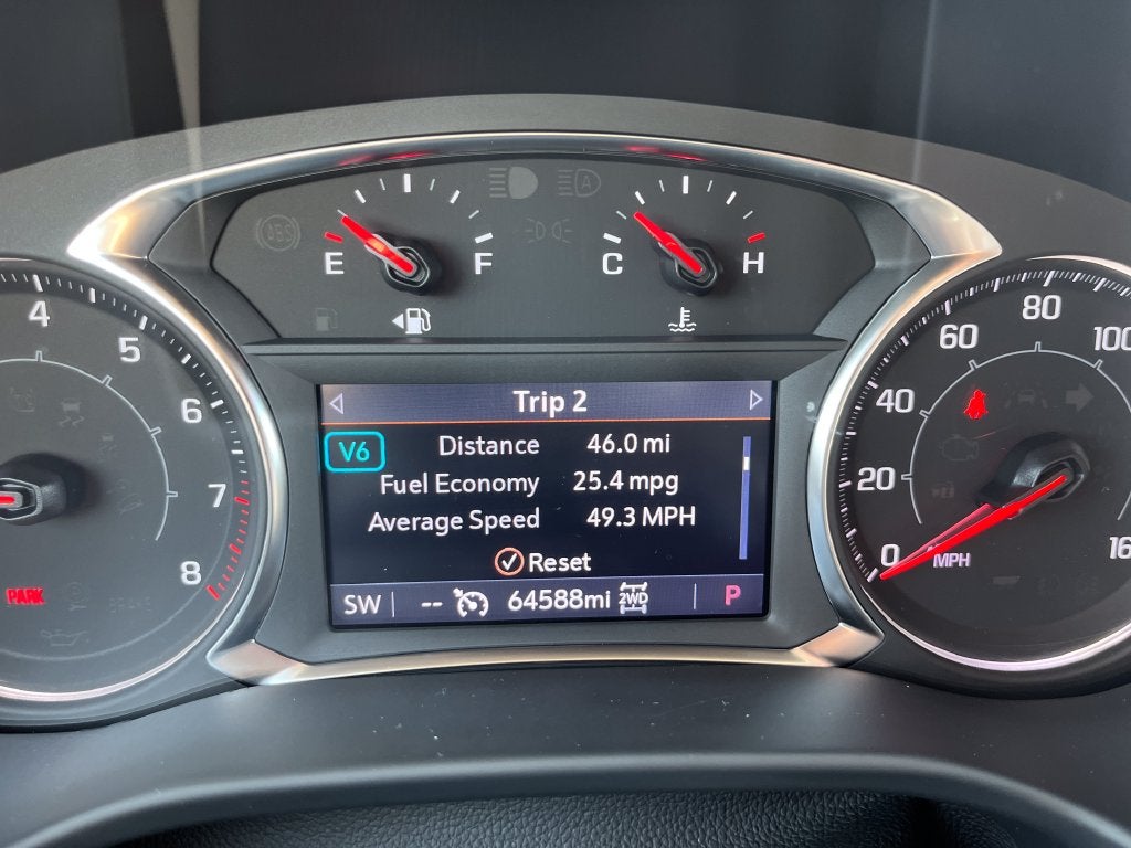 2023 GMC Acadia AT4