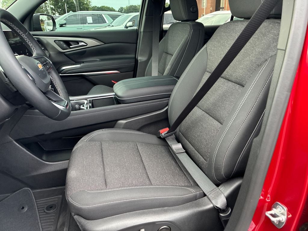 2025 Chevrolet Traverse LT 2LT