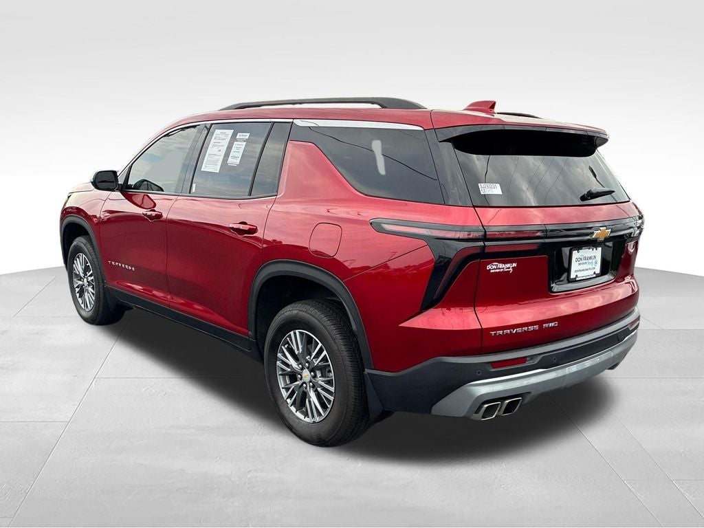 2025 Chevrolet Traverse LT 2LT