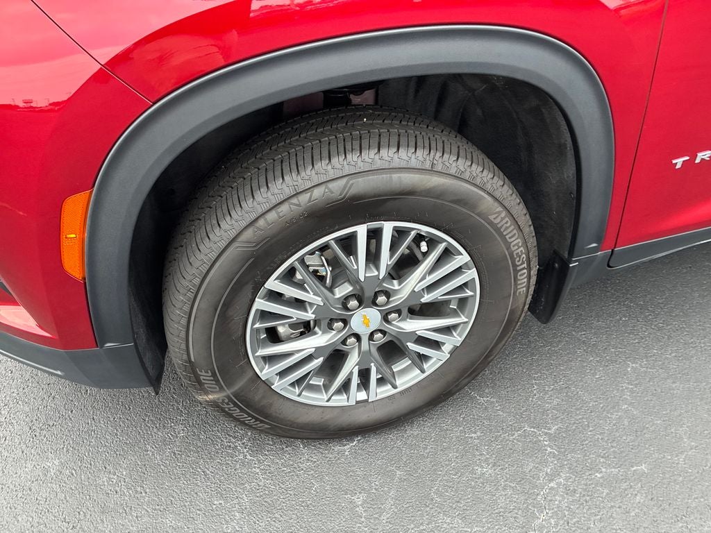 2025 Chevrolet Traverse LT 2LT
