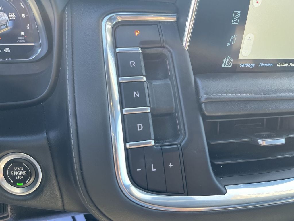 2022 Chevrolet Suburban LT