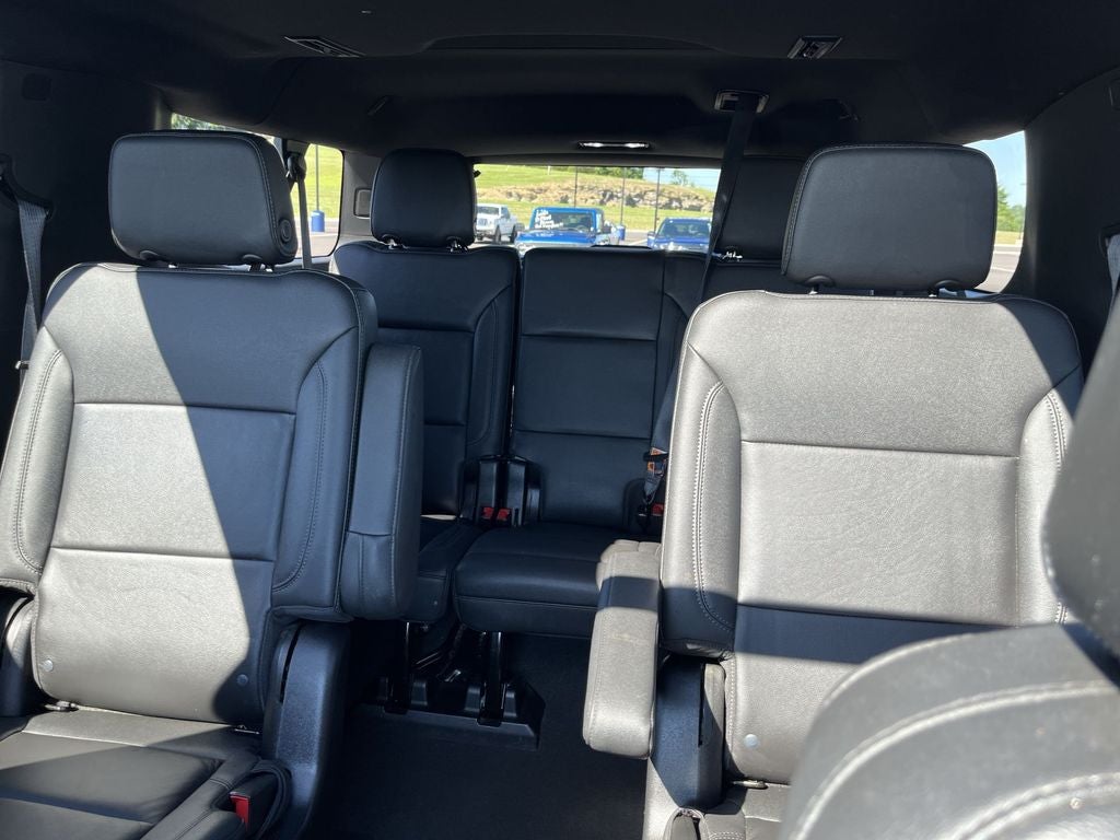 2022 Chevrolet Suburban LT