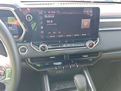 2024 GMC Canyon Elevation
