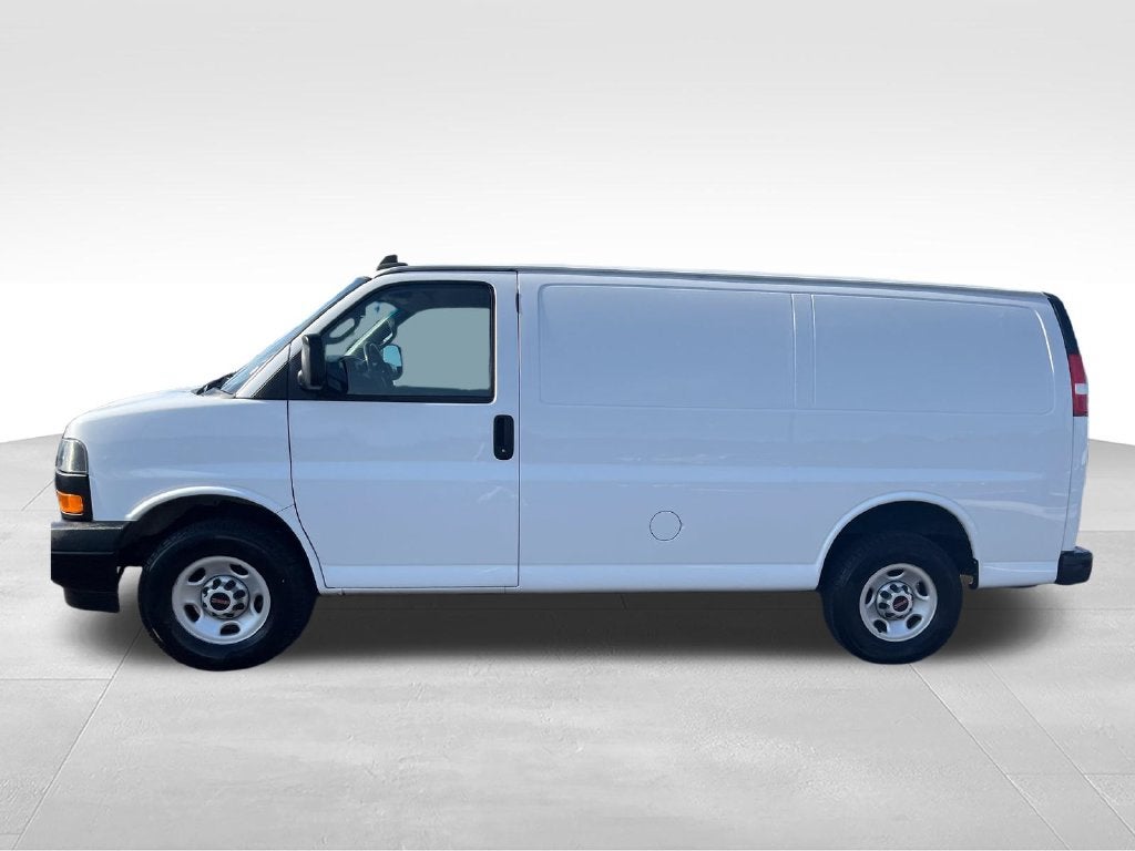 2023 GMC Savana 2500 Work Van