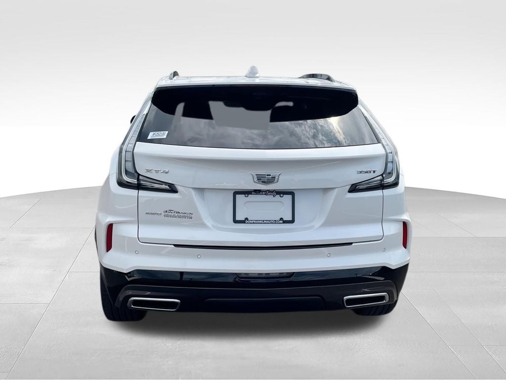 2024 Cadillac XT4 Sport