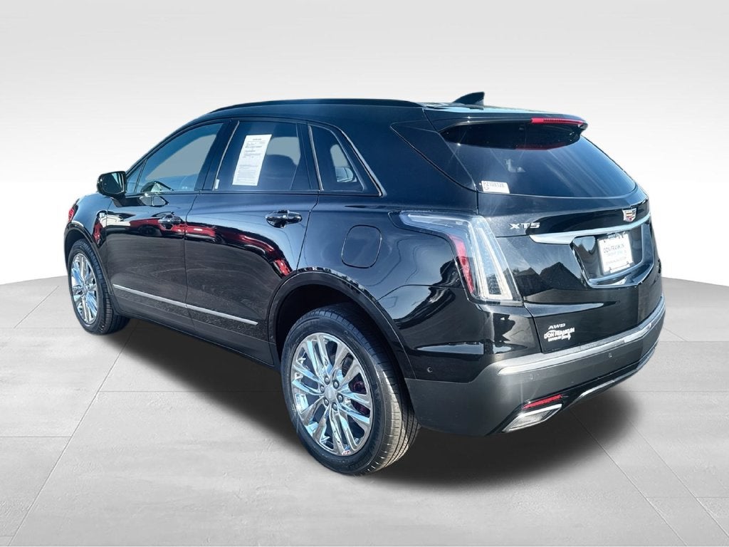 2023 Cadillac XT5 Sport