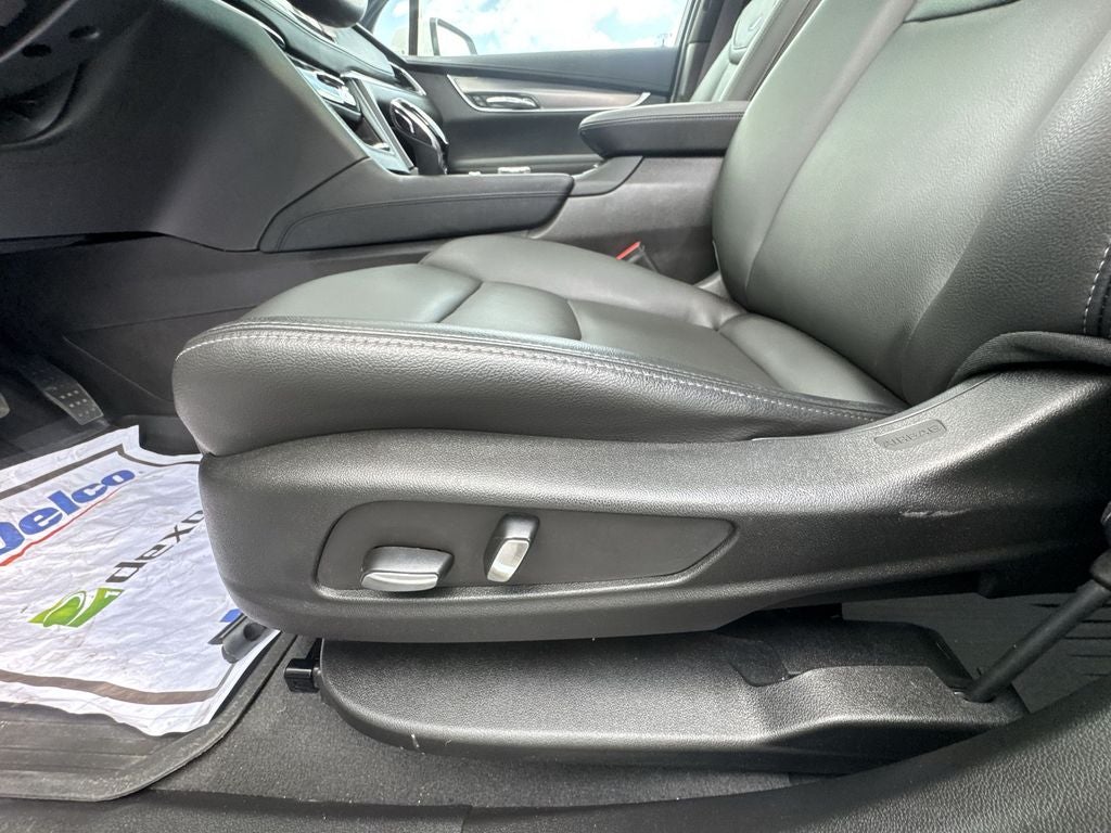 2024 Cadillac XT6 Luxury