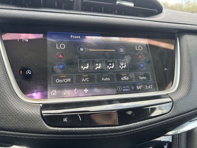 2024 Cadillac XT6 Luxury