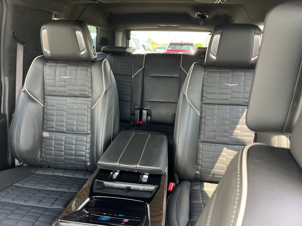 2026 Cadillac Escalade ESV Platinum Edition