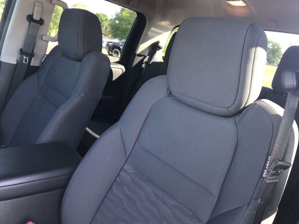 2025 Nissan Frontier S