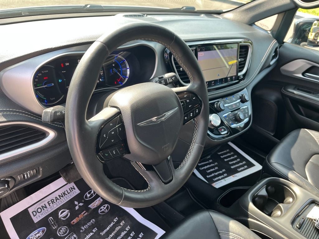 2024 Chrysler Pacifica Hybrid Select
