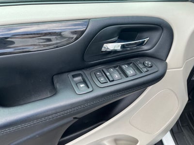 2019 Dodge Grand Caravan SE HANDICAP EQUIPTED