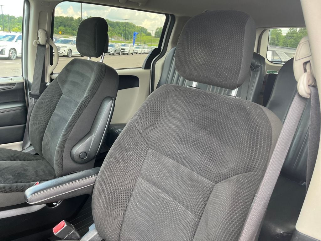 2019 Dodge Grand Caravan SE HANDICAP EQUIPTED