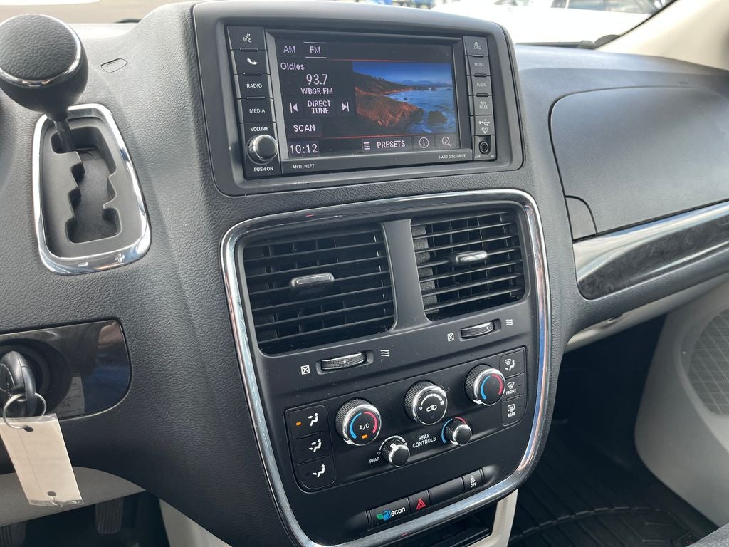 2019 Dodge Grand Caravan SE HANDICAP EQUIPTED