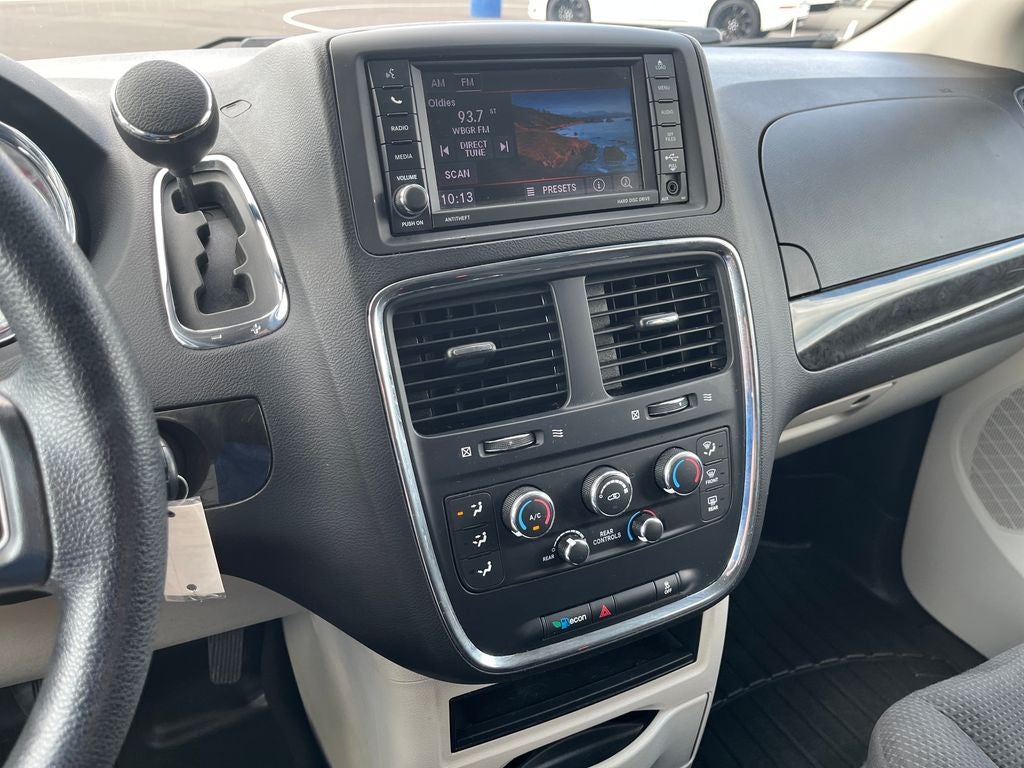 2019 Dodge Grand Caravan SE HANDICAP EQUIPTED