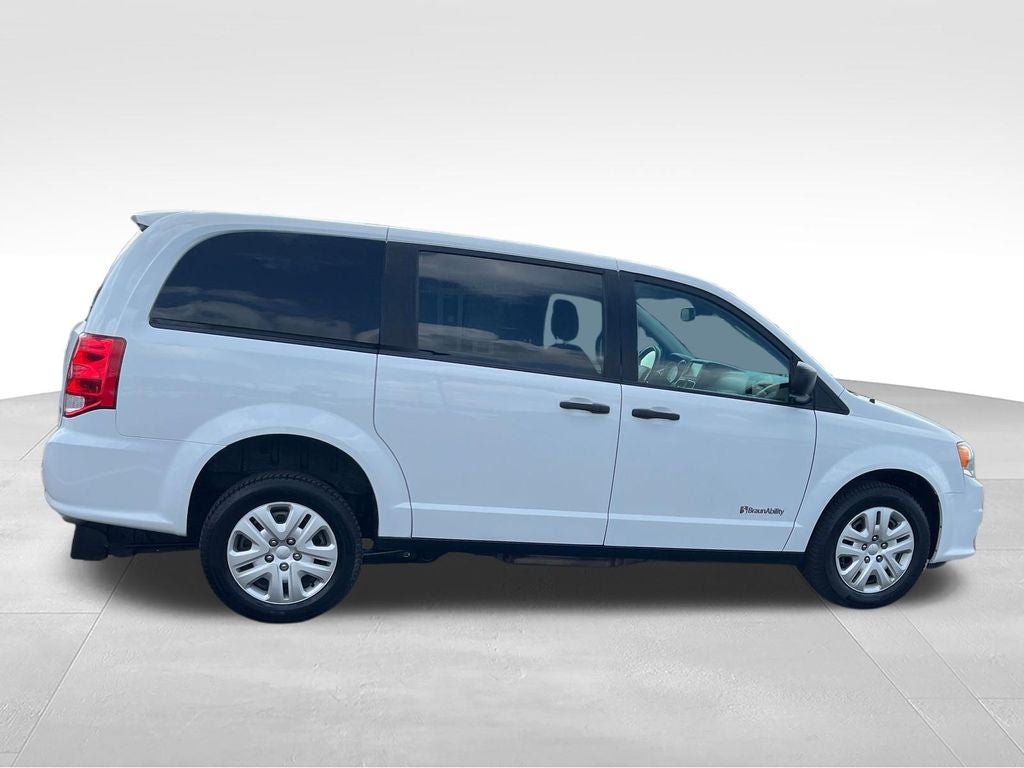 2019 Dodge Grand Caravan SE HANDICAP EQUIPTED