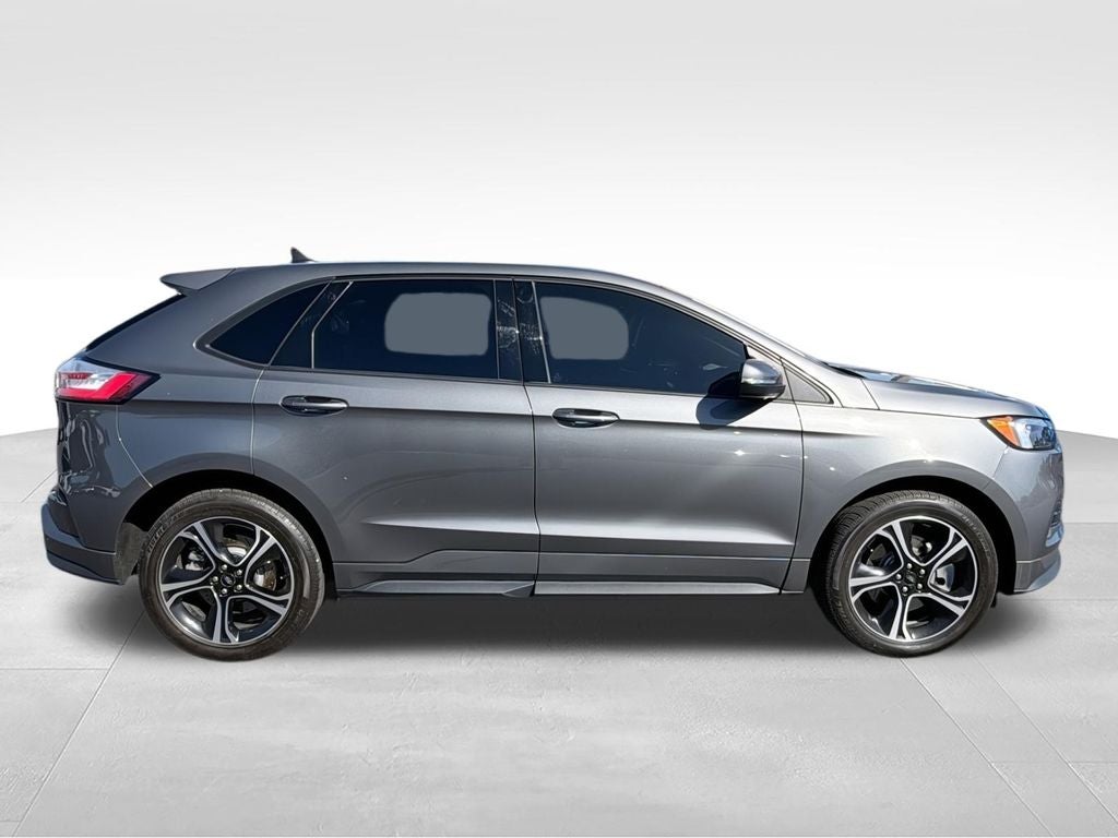 2023 Ford Edge ST