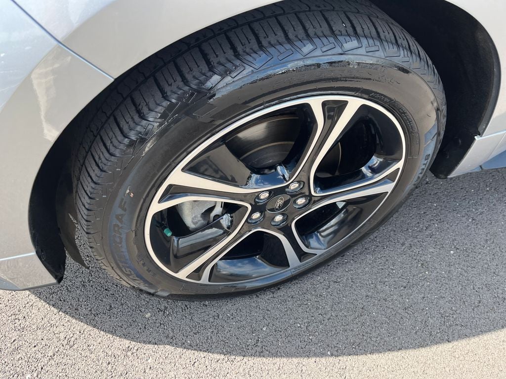 2020 Ford Edge ST