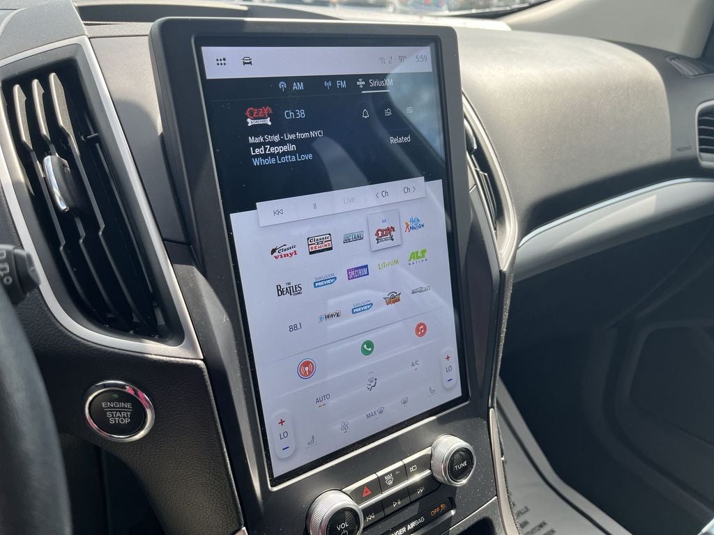2022 Ford Edge SEL