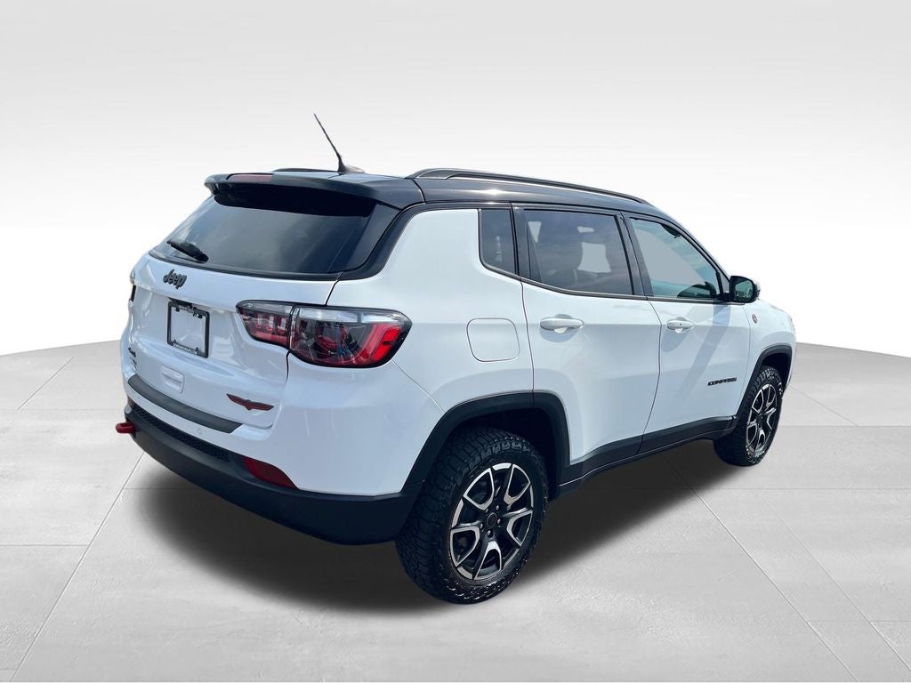 2025 Jeep Compass Trailhawk