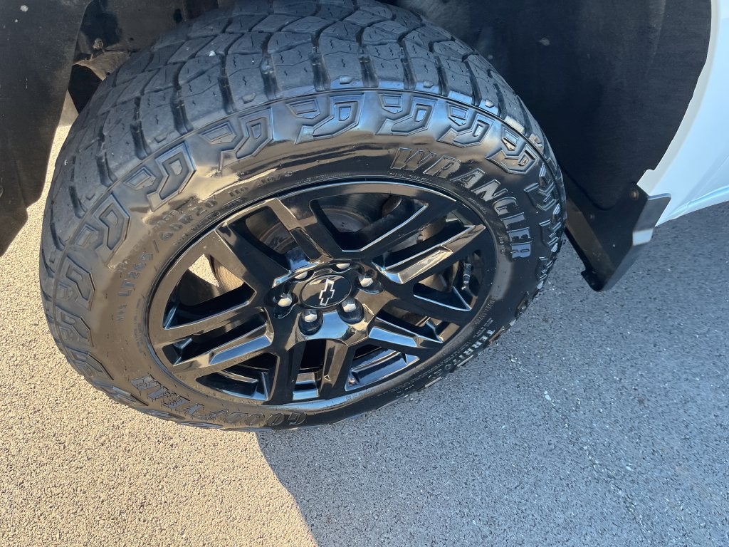 2023 Chevrolet Silverado 1500 Custom Trail Boss