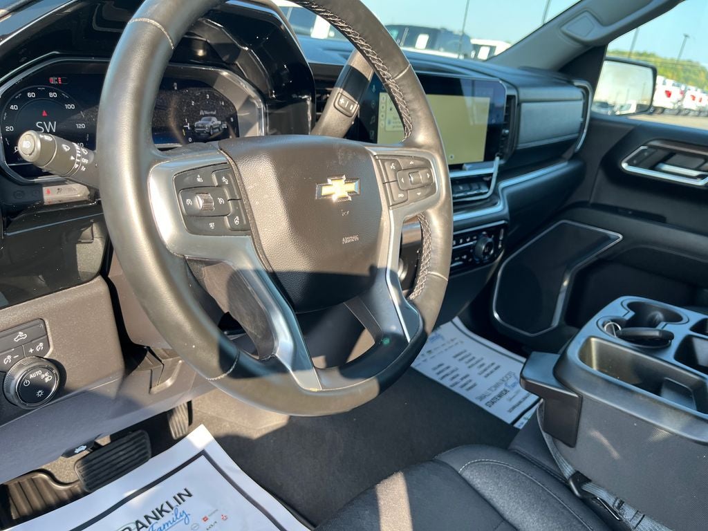 2024 Chevrolet Silverado 1500 LT