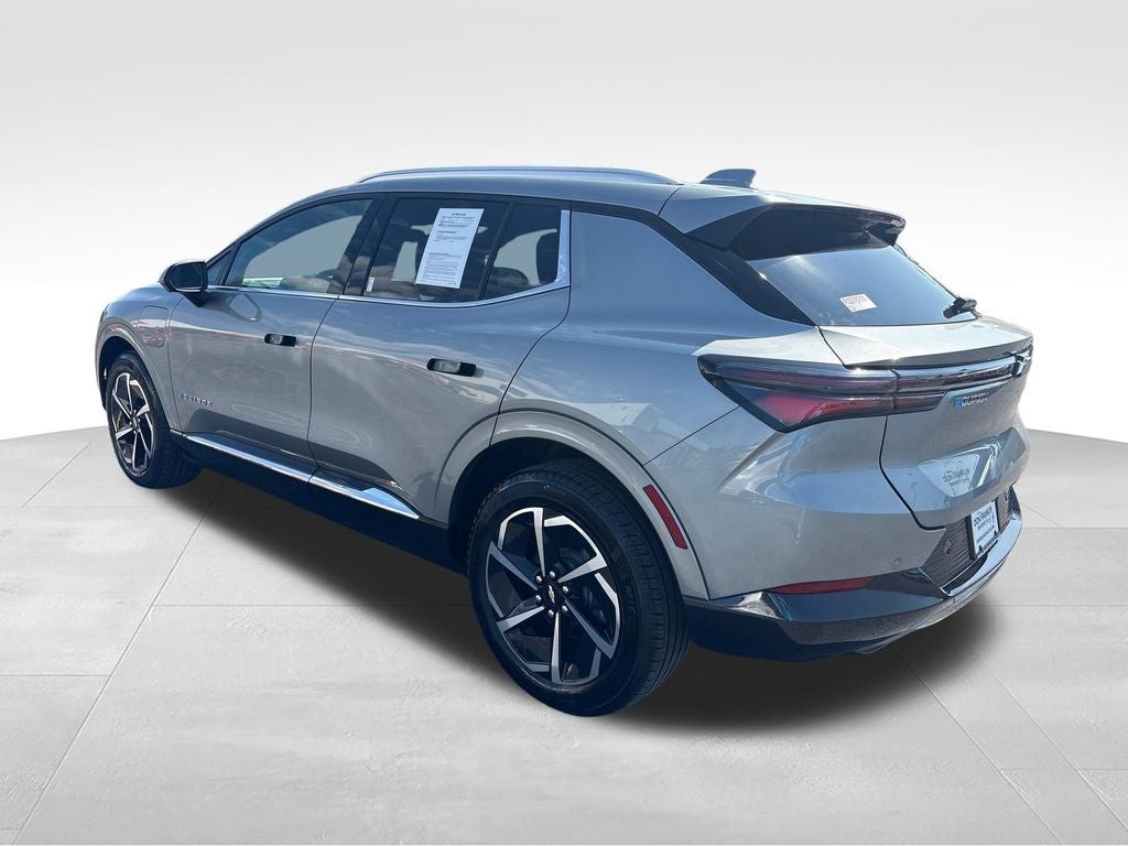 2024 Chevrolet Equinox EV LT