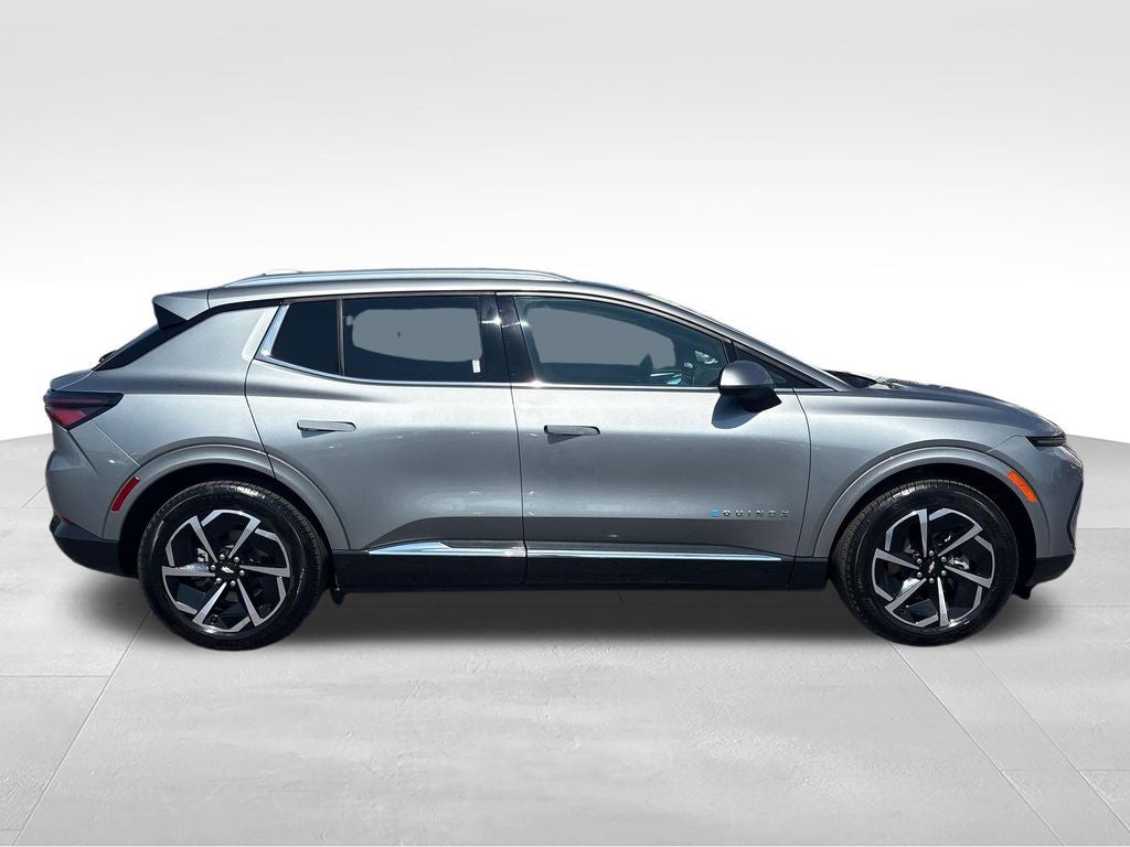2024 Chevrolet Equinox EV LT