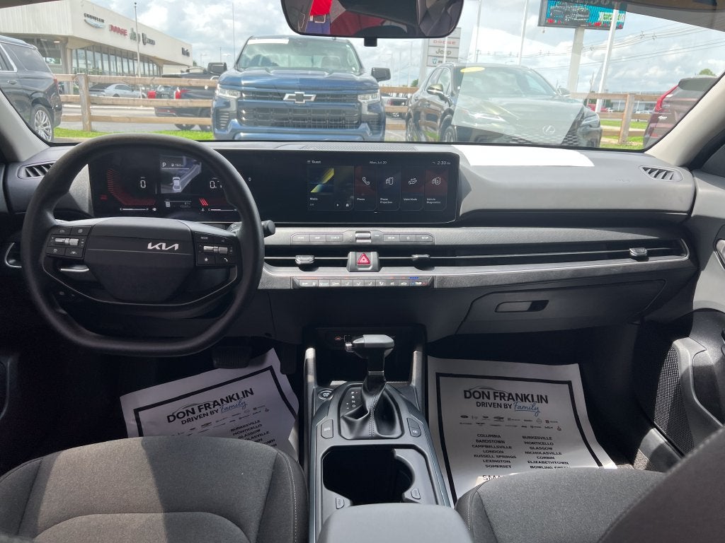 2025 Kia K4 LX