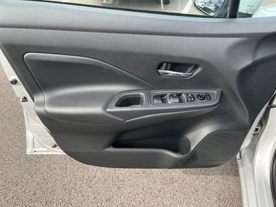 2024 Nissan Versa 1.6 SV