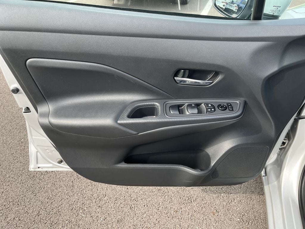 2024 Nissan Versa 1.6 SV