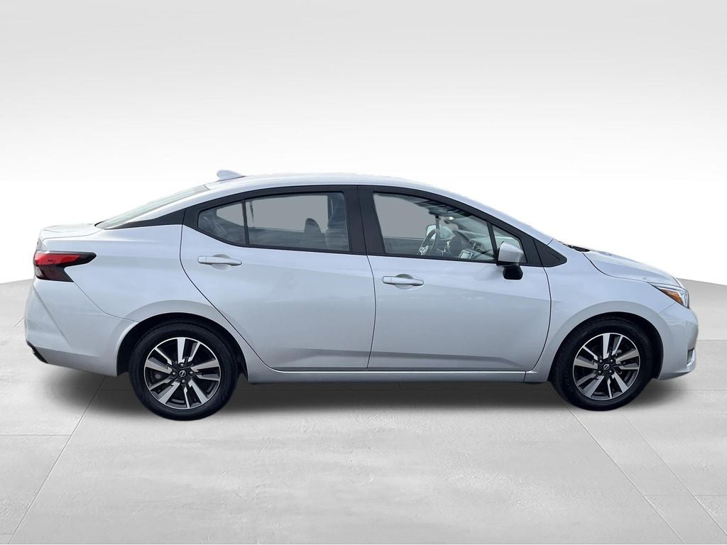 2024 Nissan Versa 1.6 SV