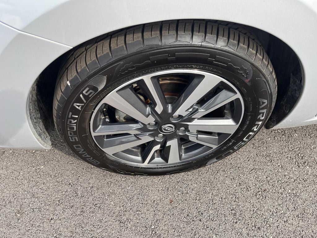 2024 Nissan Versa 1.6 SV