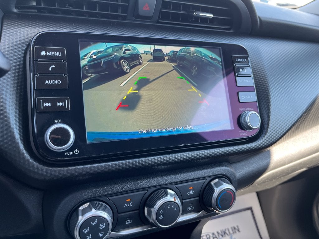 2024 Nissan Kicks SV