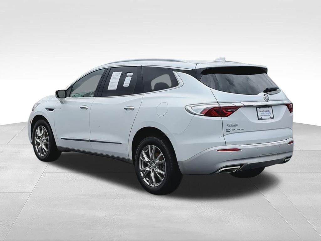2023 Buick Enclave Essence