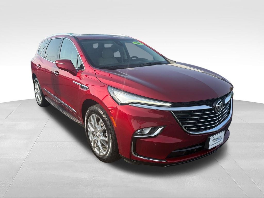 2023 Buick Enclave Essence
