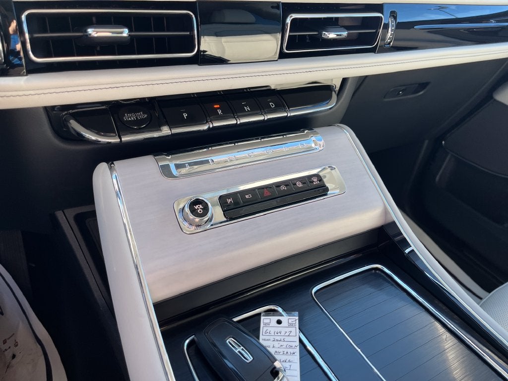 2025 Lincoln Aviator Reserve Premium