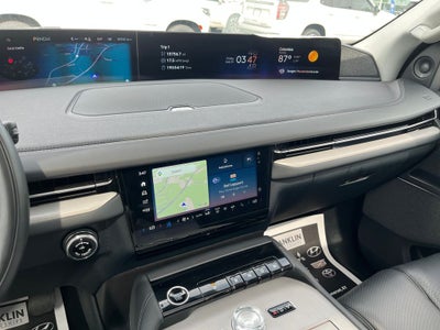 2025 Lincoln Navigator L Reserve
