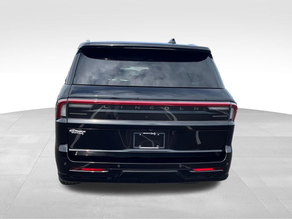 2025 Lincoln Navigator L Reserve